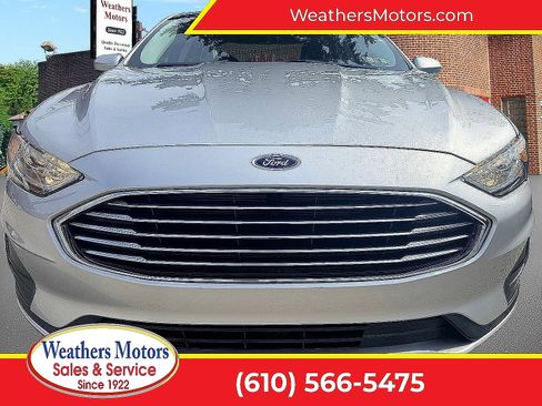 Used 2019 Ford Fusion SE FWD image 10