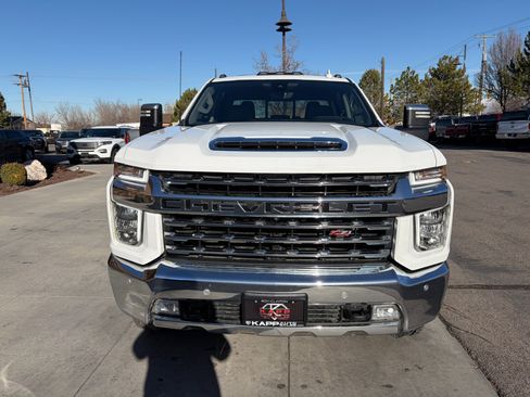 Used 2021 Chevrolet Silverado 2500 LTZ image 8