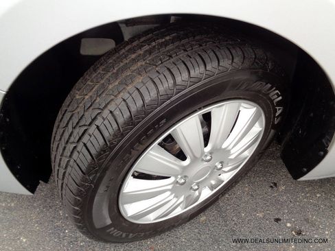 Used 2021 Hyundai Accent SE image 6