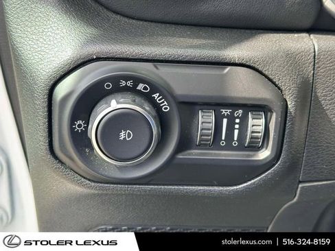 Used 2021 Jeep Wrangler Unlimited Sahara AWD/4WD image 23