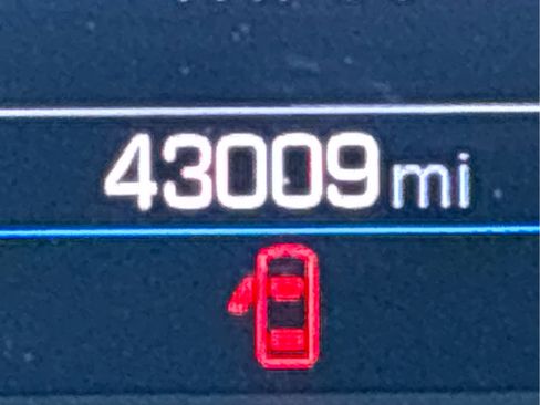 Certified 2022 Chevrolet Camaro LT w/ RS Package image 22