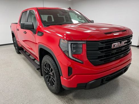 Used 2025 GMC Sierra 1500 Pro w/ Graphite Edition AWD/4WD image 2