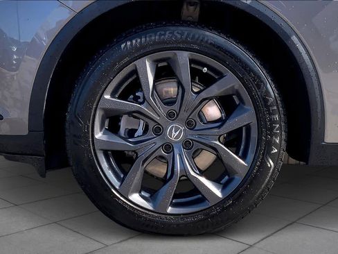 Used 2024 Acura MDX A-Spec image 11