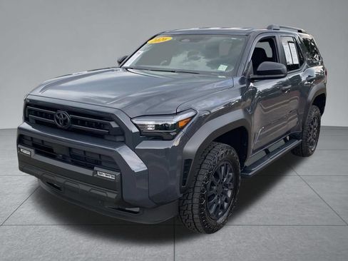 Used 2026 Toyota 4Runner SR5 AWD/4WD image 2