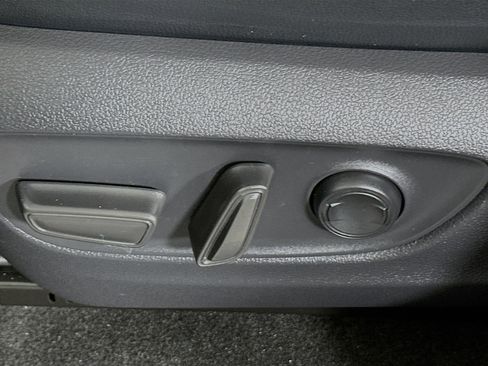 Certified 2025 Toyota Land Cruiser image 13