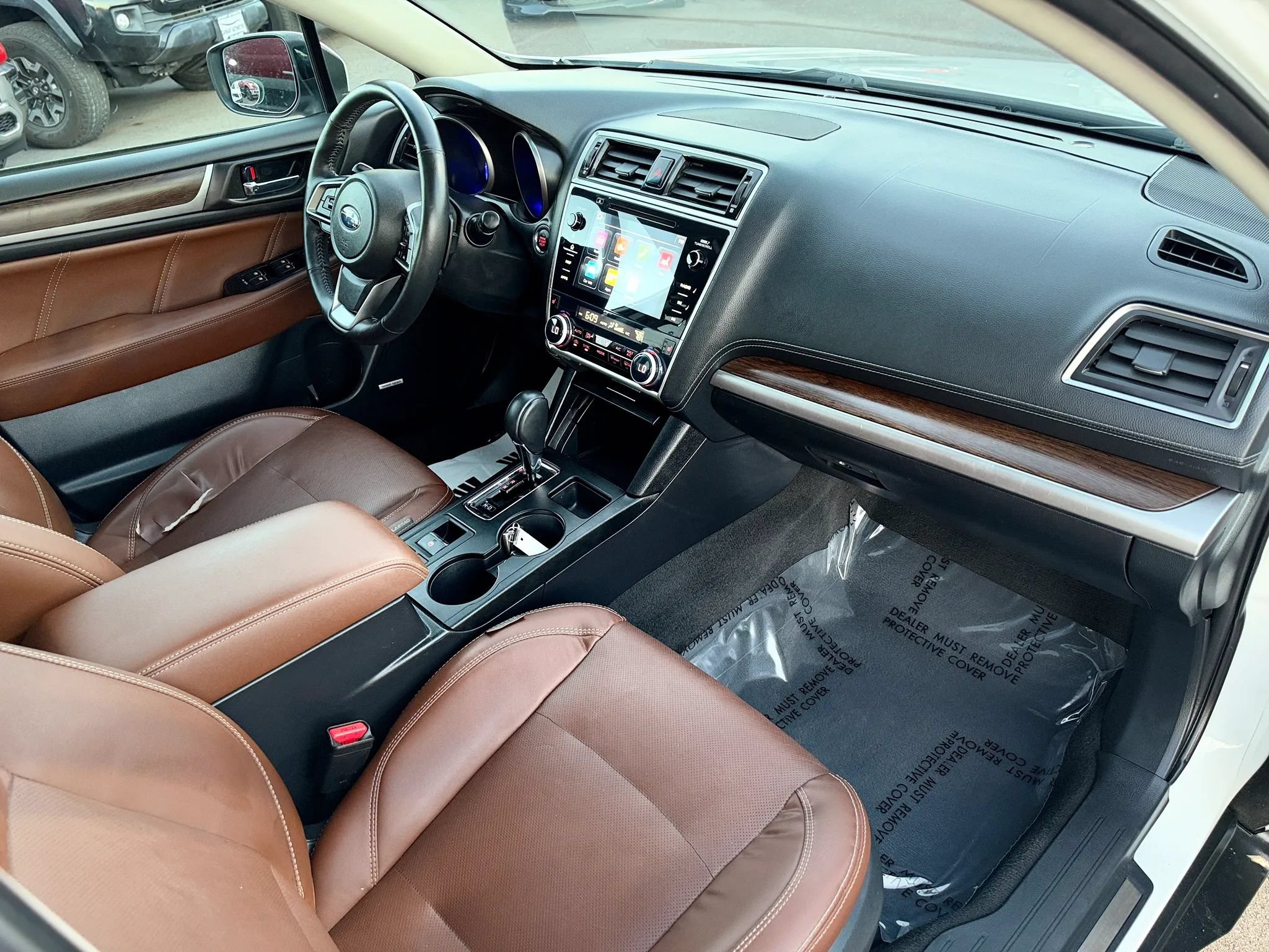 Used 2018 Subaru Outback 3.6R Touring AWD/4WD image 21