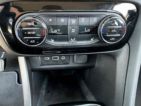 Used 2023 Buick Encore GX Select w/ Sport Touring Package image 16