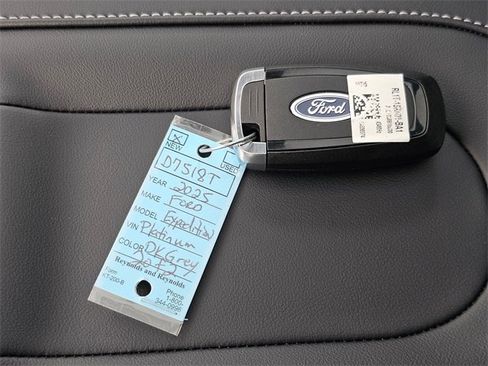 New 2025 Ford Expedition Max Platinum w/ Stealth Performance Package image 31