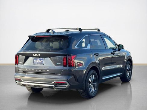 Used 2022 Kia Sorento S AWD/4WD image 8