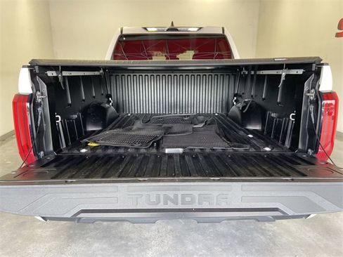 Used 2024 Toyota Tundra SR image 33