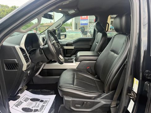 Used 2020 Ford F250 Lariat w/ Lariat Value Package AWD/4WD image 12