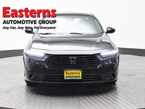 Used 2023 Honda Accord Sport image 2