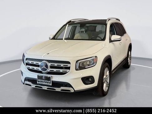 Used 2022 Mercedes-Benz GLB 250 4MATIC image 1