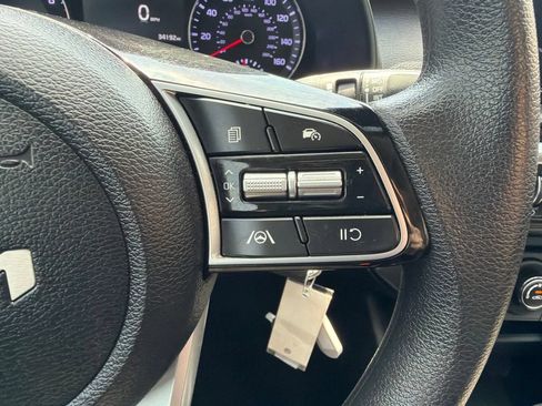Used 2024 Kia Forte LXS w/ LXS Technology Package FWD image 23