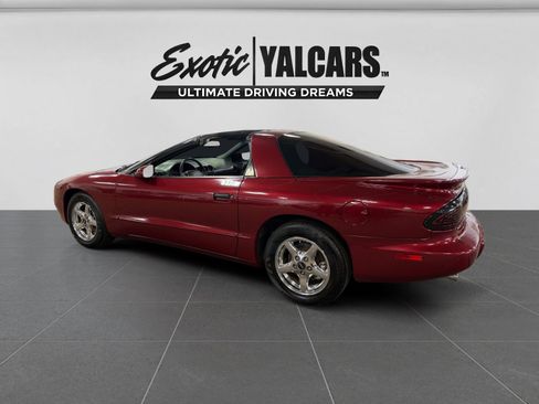 Used 1995 Pontiac Firebird Formula RWD image 11