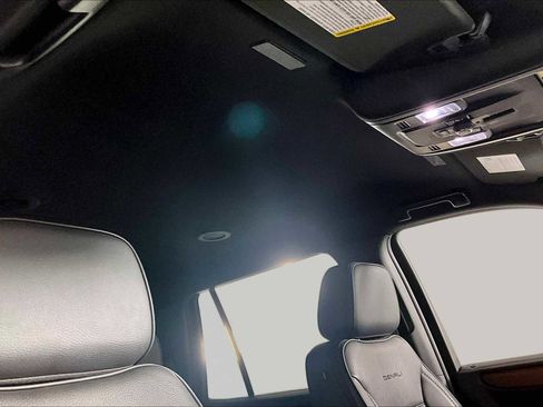 Certified 2025 GMC Yukon Denali AWD/4WD image 14