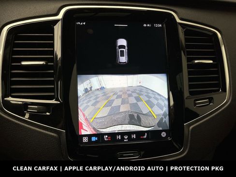 Used 2023 Volvo XC90 B6 Plus w/ Protection Package image 5