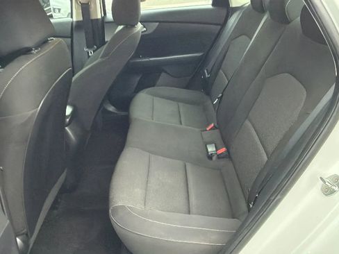 Used 2021 Kia Forte LXS image 19