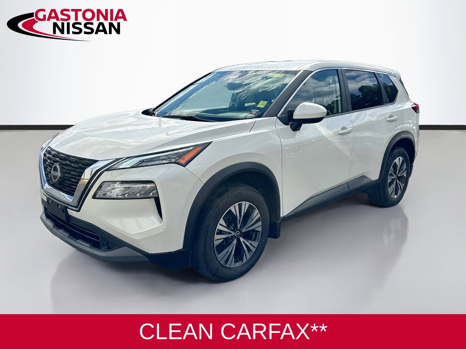 Used 2023 Nissan Rogue SV AWD/4WD image 3