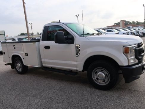 Used 2022 Ford F250 XL RWD image 3
