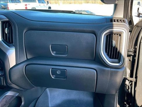 Used 2022 Chevrolet Silverado 3500 LTZ image 27