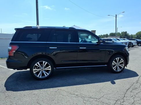 Used 2020 Ford Expedition Limited w/ Equipment Group 302A AWD/4WD image 8