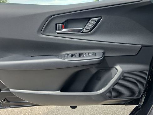 New 2026 Toyota Prius Plug-In Hybrid FWD image 27