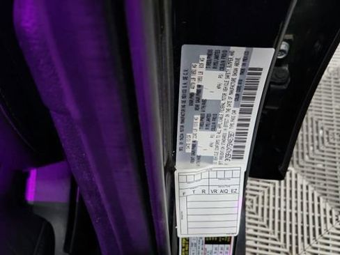 Used 2025 MAZDA MAZDA3 s image 25