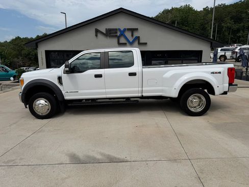 Used 2017 Ford F450 XL w/ Power Equipment Group AWD/4WD image 6