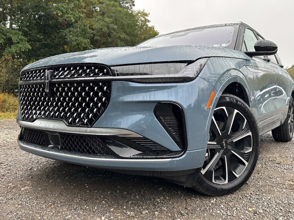 New 2026 Lincoln Nautilus Reserve AWD/4WD image 33