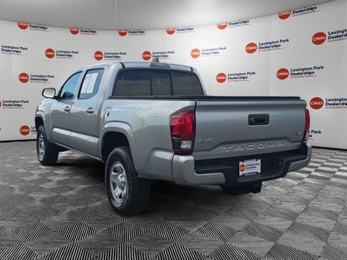 Used 2023 Toyota Tacoma SR AWD/4WD image 5