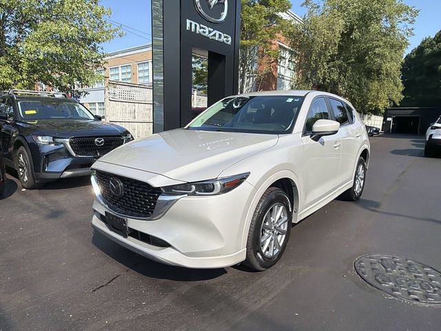Used 2024 MAZDA CX-5 AWD 2.5 S w/ Select Package image 4