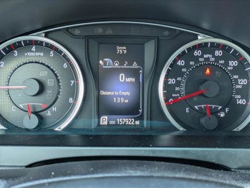 Used 2016 Toyota Camry XSE w/ Moonroof Package image 11