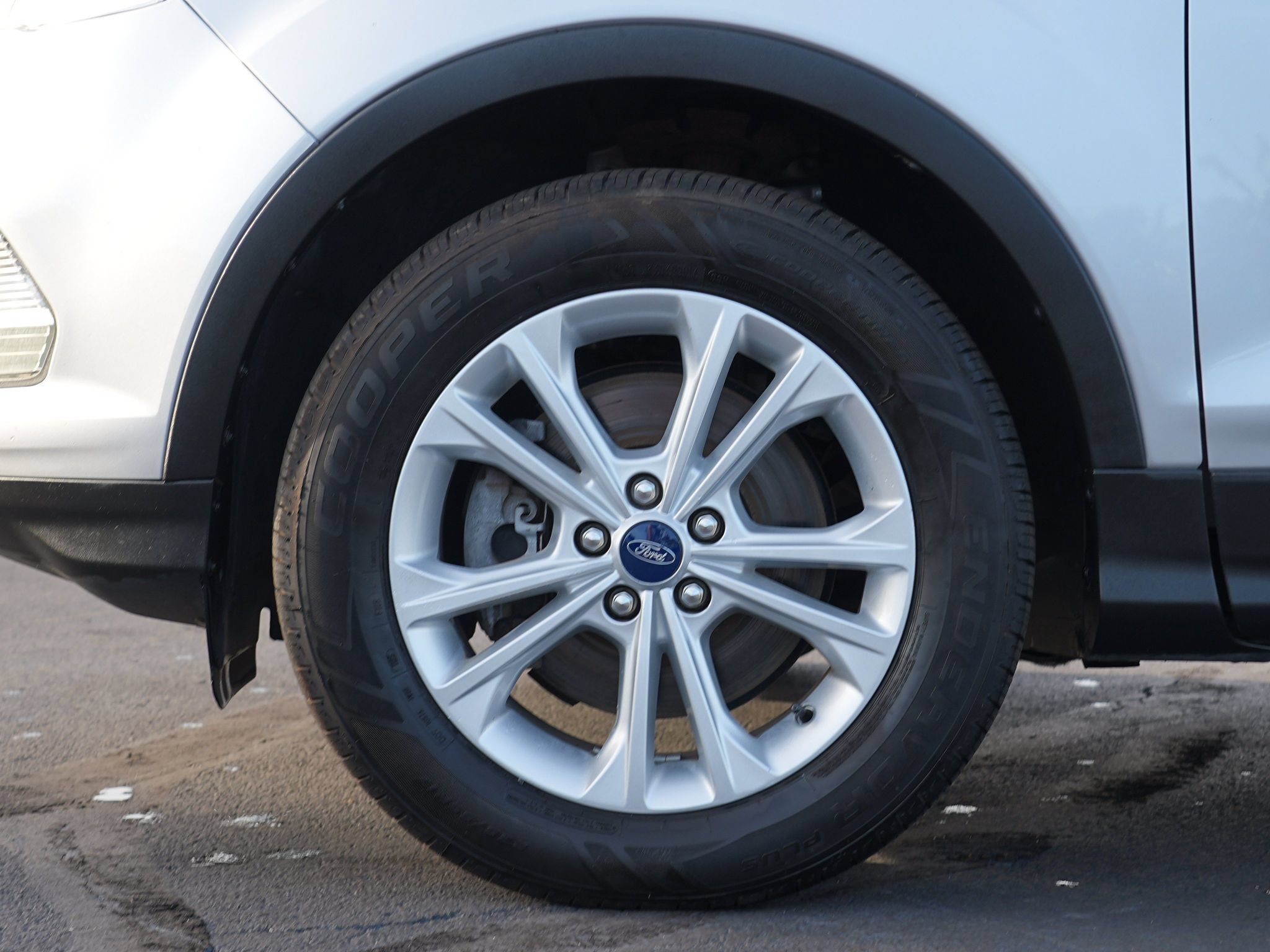 Used 2018 Ford Escape SE AWD/4WD image 12