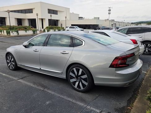 Used 2024 Volvo S90 T8 Ultimate w/ Lounge Package AWD/4WD image 3