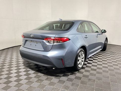 Used 2025 Toyota Corolla LE image 15