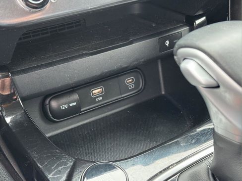 Used 2024 Kia Seltos EX image 22