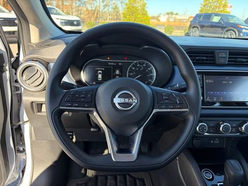 Certified 2025 Nissan Versa SV w/ Trunk Package image 14