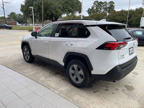 New 2025 Toyota RAV4 LE image 4
