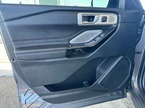 Used 2024 Ford Explorer ST w/ Equipment Group 401A image 19