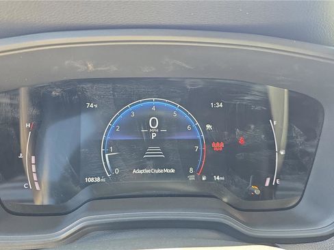 Used 2026 Toyota Corolla Cross LE FWD image 10