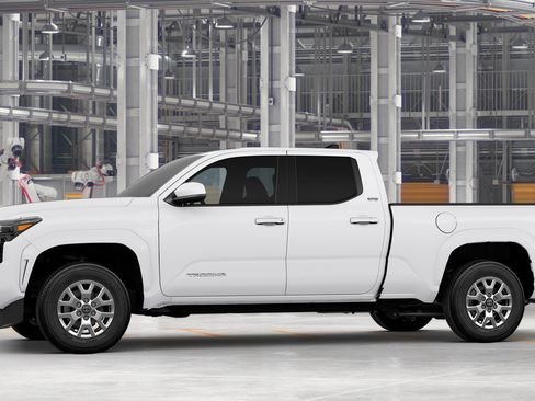 New 2026 Toyota Tacoma SR5 RWD image 5