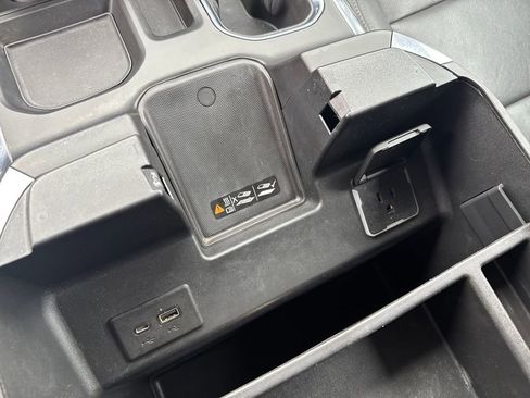 Certified 2023 GMC Sierra 1500 SLT w/ SLT Premium Package image 36