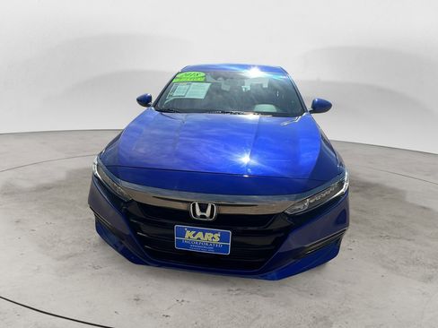 Used 2018 Honda Accord Sport image 2