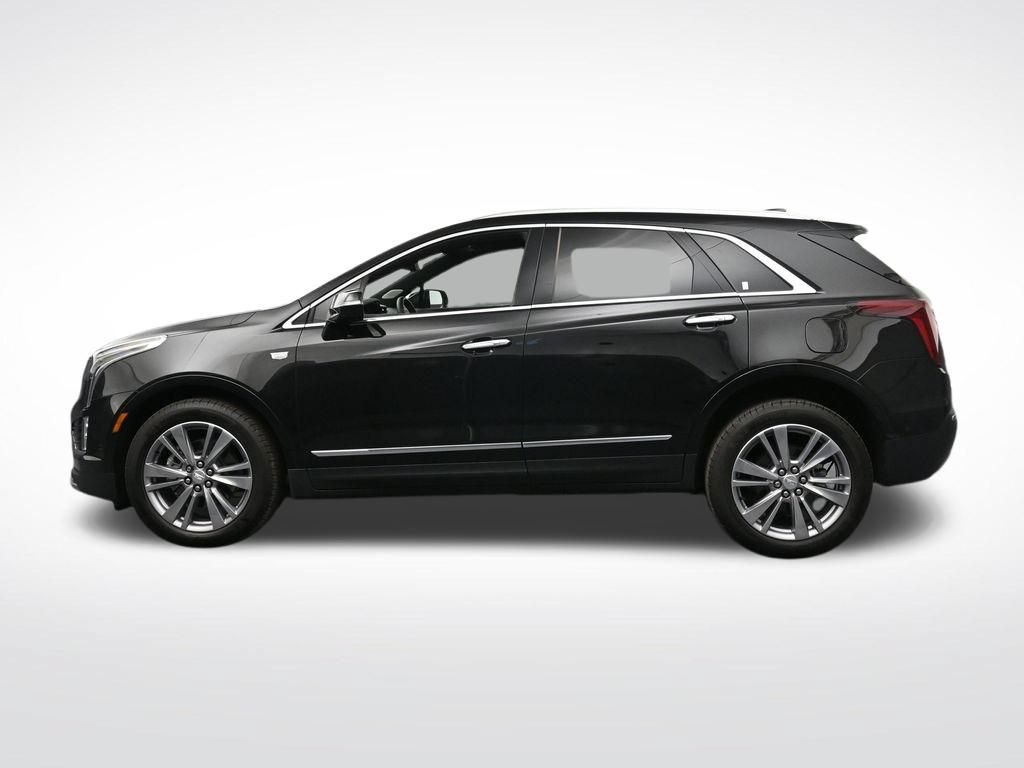 Used 2026 Cadillac XT5 Premium Luxury w/ Driver Assist Package AWD/4WD image 2