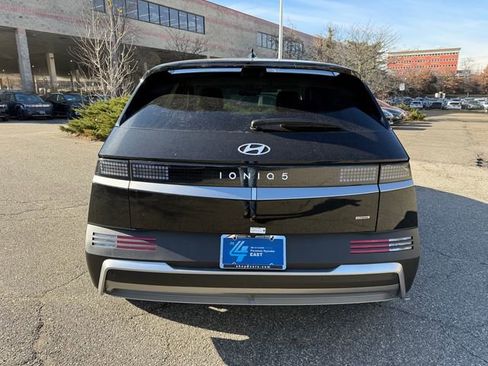 New 2026 Hyundai Ioniq 5 SEL image 9