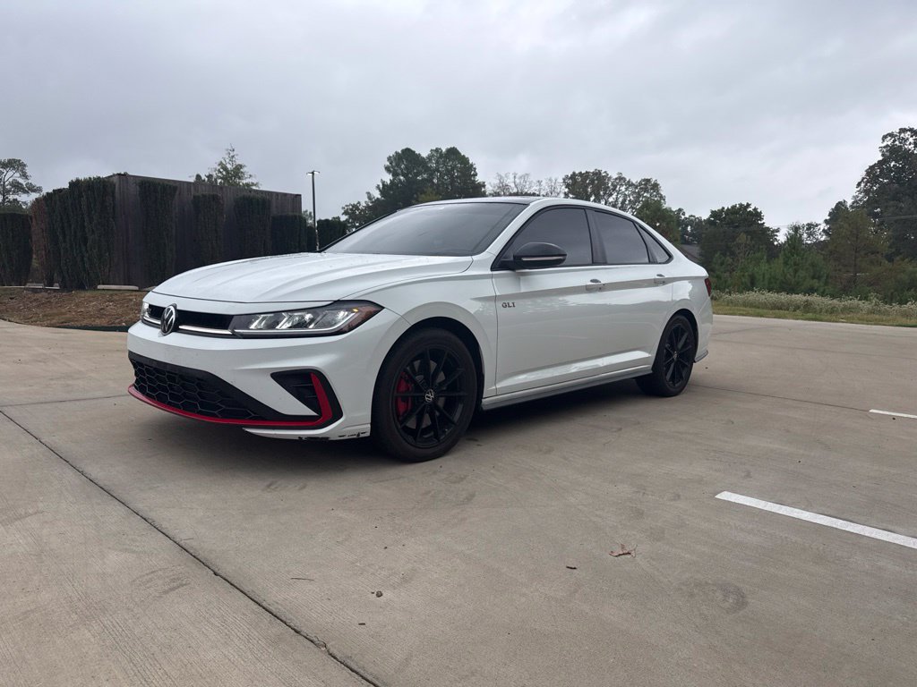 Used 2025 Volkswagen Jetta GLI Autobahn FWD image 1