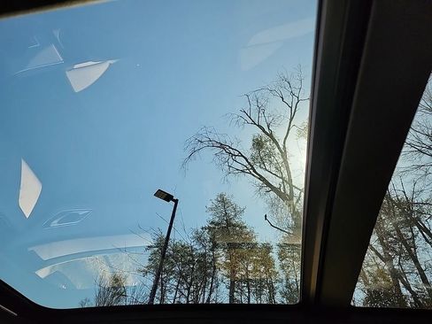 Certified 2026 Land Rover Range Rover Velar S image 26