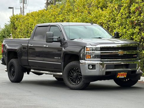 Used 2015 Chevrolet Silverado 3500 LTZ w/ Duramax Plus Package AWD/4WD image 2