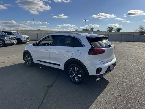 Used 2022 Kia Niro LXS image 7
